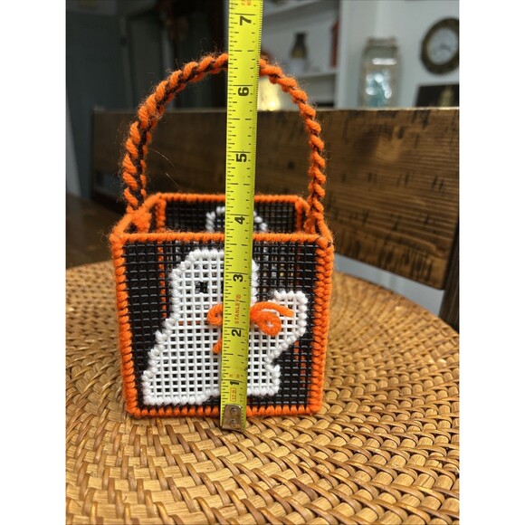 Plastic Cross Stitch Halloween Ghost Baskets Square Boo Baskets - Picture 4 of 4